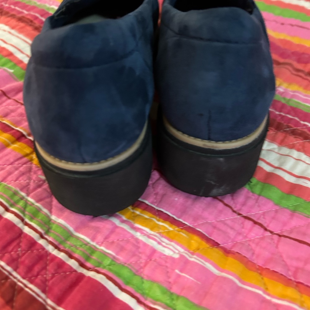 Clarks - Picture 3 of 4